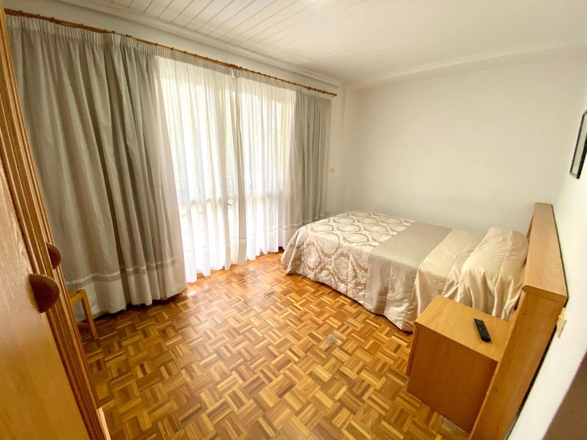 Garden Lodge Hostal Evencio Рібадавія Екстер'єр фото