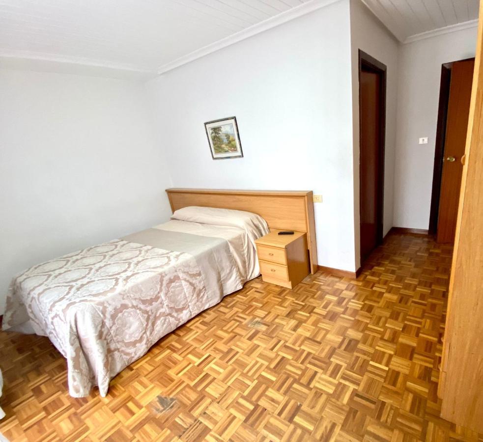 Garden Lodge Hostal Evencio Рібадавія Екстер'єр фото